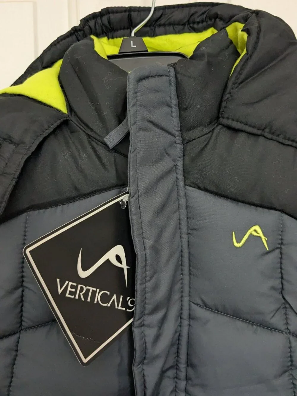 Vertical'9 Toddler Boys Gray & Green Puffer Jacket Hooded Coat 4T NWT